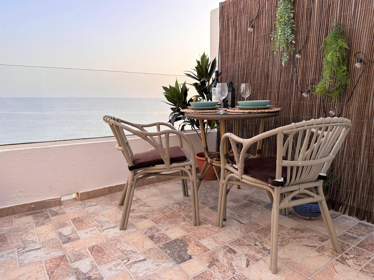 Ocean Views - Beach Apartment باتالاباكا المظهر الخارجي الصورة