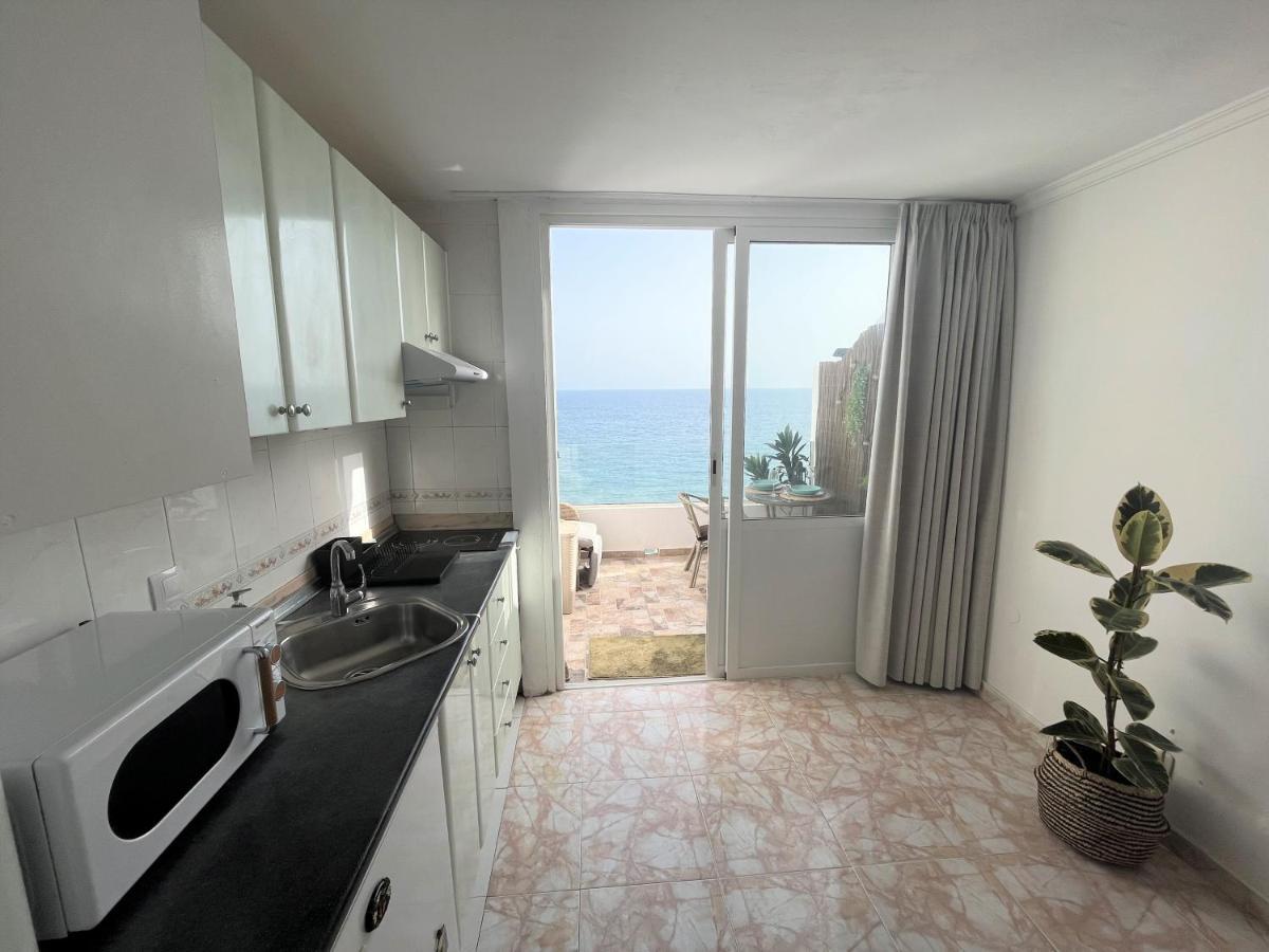 Ocean Views - Beach Apartment باتالاباكا المظهر الخارجي الصورة